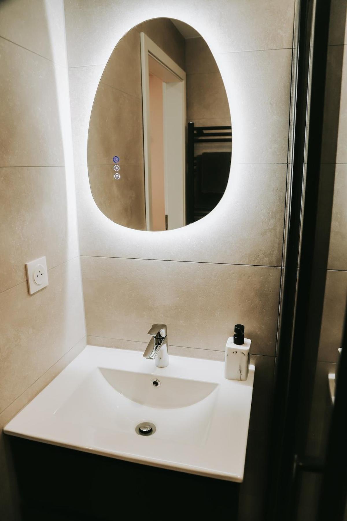 Cosy Proche Centre Appartement *